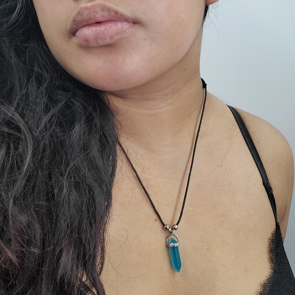 Dainty Stone Necklace Choker Boho Hand Crafted Light Blue NEW